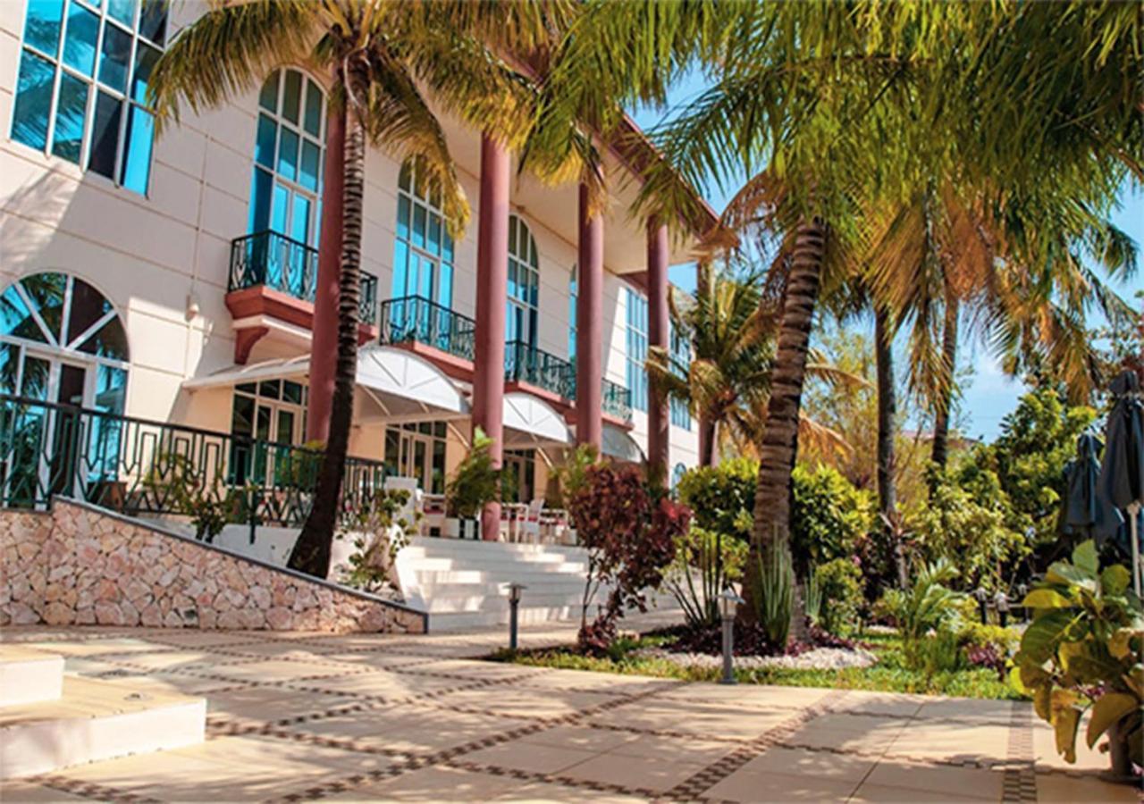 Le Grand Hotel Diego Antsiranana Exteriér fotografie